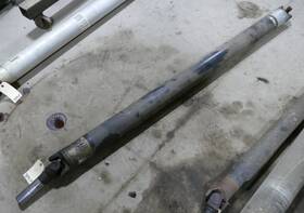 1574435-hwd Oem 1989-1994 Silverado Sierra K1500 Ext Cab 2dr 5.7 Auto 4x4 Rear Driveshaft 78917