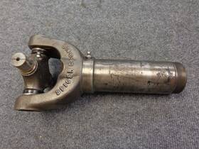 4-3-1431-kx Spicer 4-3-1431kx Slip Yoke 1550 Series Part #4-3-1431-kx Cast #c4-3-129 Used Inch Take-off