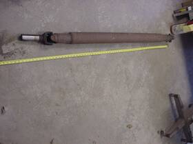15713680 Suburban 2000-2006 Chevy 1500 4x4 Rear Drive Shaft W-w 50.50 Inch U-u 54