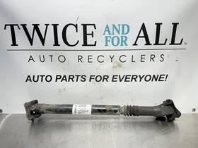 C05100 Toyota 37140 2005 - 2007 Sequoia Front Drive Shaft Line Automatic