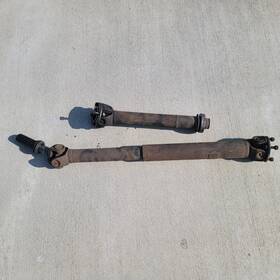 394548 Volvo 240 M46 Complete Drive Shaft Matching Pair Manual Driveshaft 242 244 245