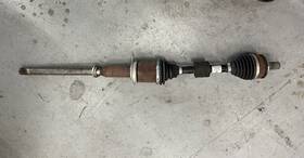 P32339226 Volvo 2023 Xc60 Ii Awd Drive Shaft Front Right 32339226 10k Miles P32339226 Volvo 2023 Xc60 Ii Awd Drive Shaft Front Right 32339226 10k Miles