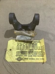 Dana 2-4-4461SX Steering Yoke Assy. Fixed Price $59.90.