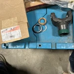 Dana Spicer Slip Yoke Assy 3-3-388KX Brand New. Fixed Price $85.00.