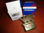 Gm 19188056 Cadillac Pontiac Buick Defrost Relay Original Oem Acdelco 1581648. Fixed Price $21.99.
