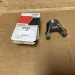 Spicer 2-28-277 Tube Yoke 228277. Fixed Price $25.00.