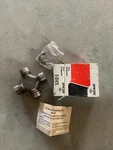 Dana Spicer Ujoint Kit (1344) Greasable 5-3147X. Fixed Price $20.00.