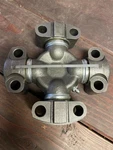 Neapco U-joint, 5-7126, Free Shipping. Fixed Price $118.99.