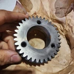 Rusted Genuine Detroit Diesel Gear DDE-08929310 Freightliner 0/8929310 182726. Fixed Price $125.00.